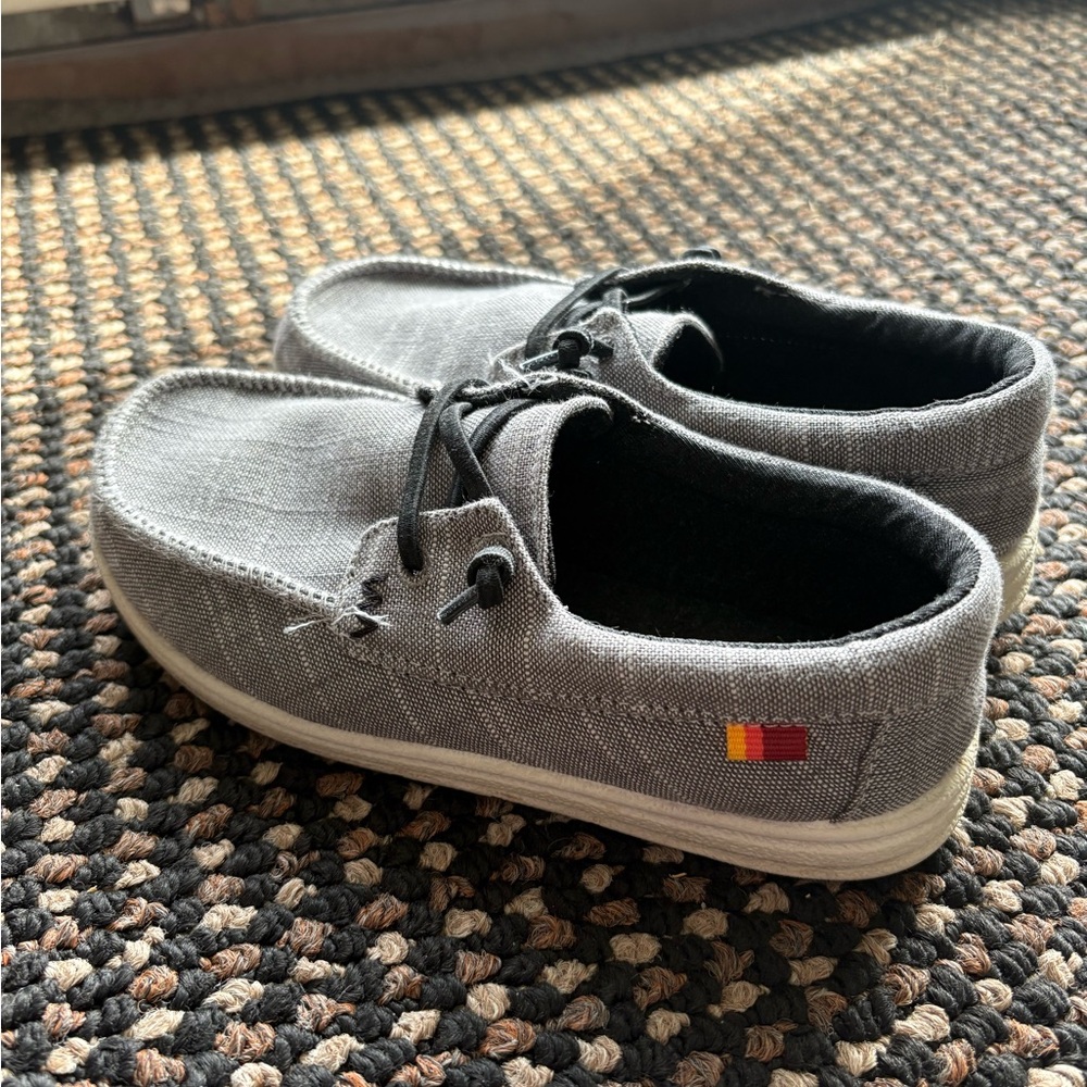 Cat & Jack Briar Casual Slip-On Gray Canvas Shoes Loafers Boys Size 13